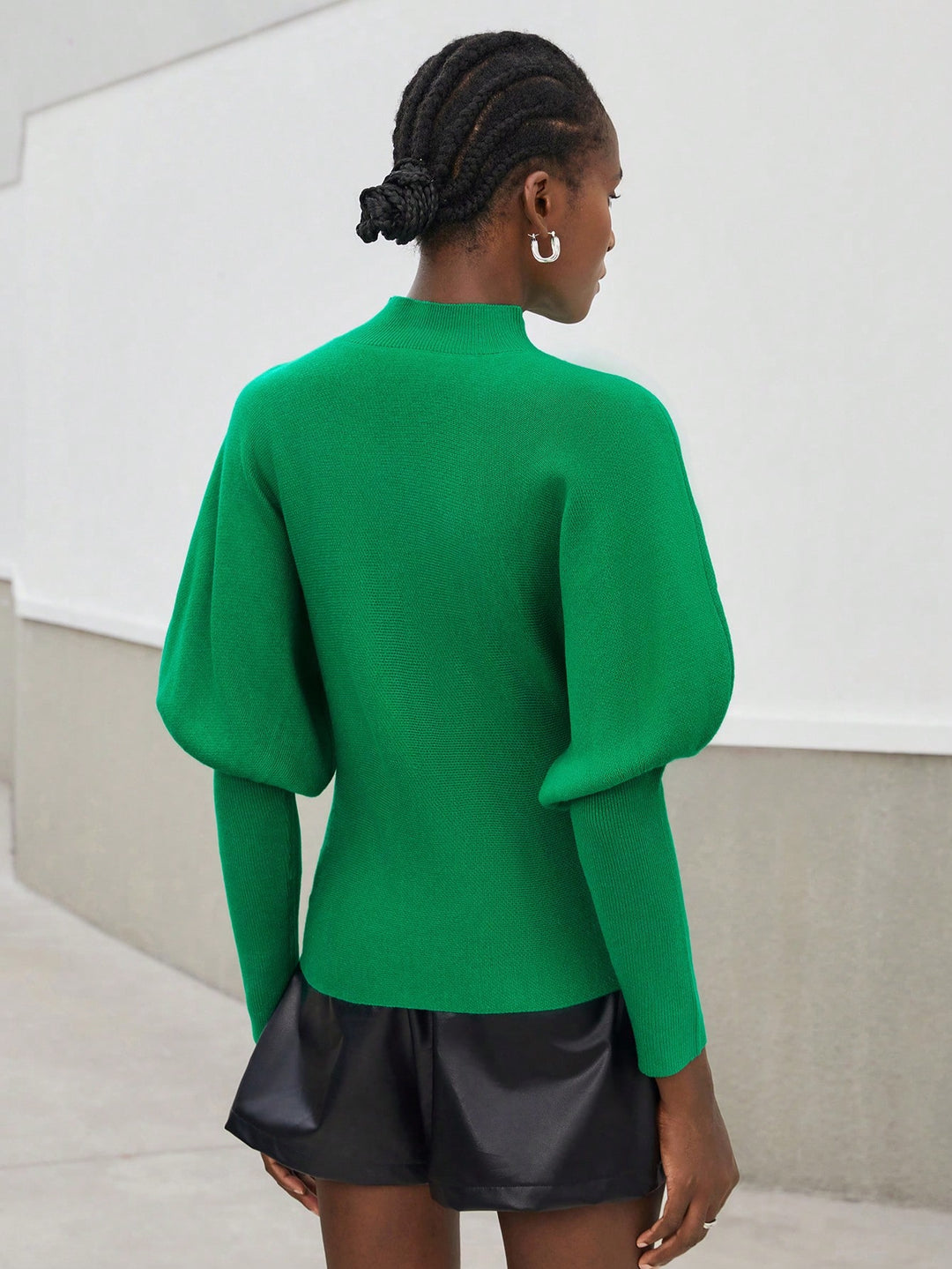 Solid Color Green Turtleneck Batwing Sleeve Women'S Sweater