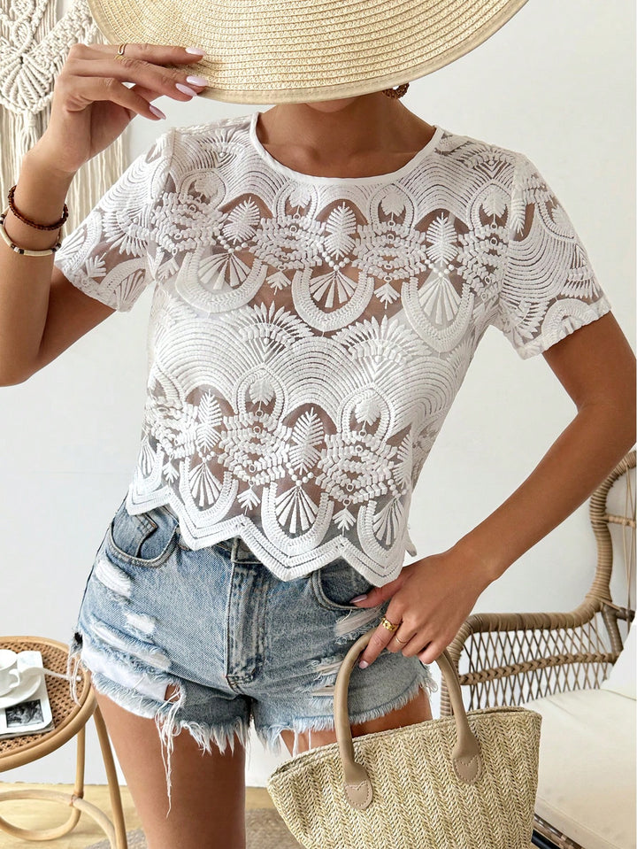 Embroidered round Neck Loose Casual Short Sleeve Shirt